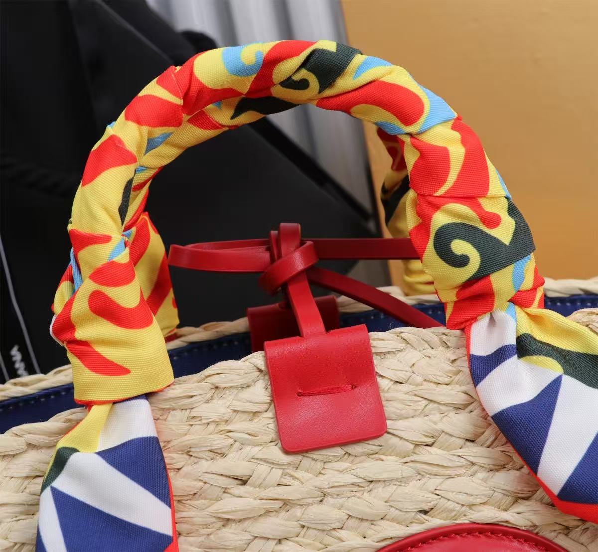 D&G HANDBAG 35 IN BEIGE MIX RED RAFFIA