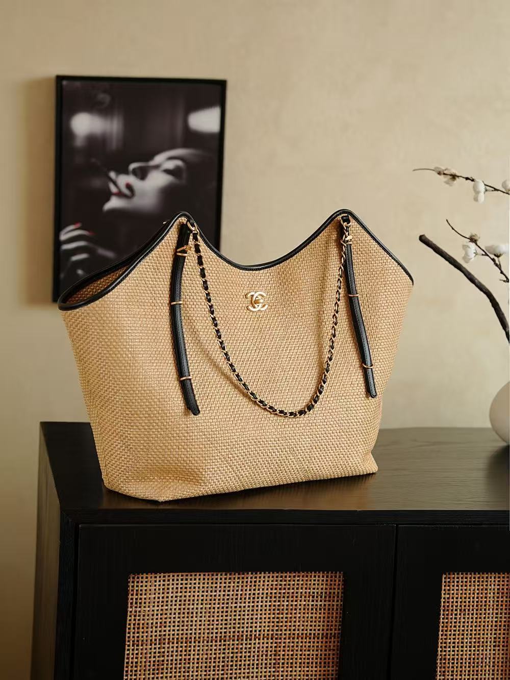 CHANEL MAXI SHOPPING BAG 47 IN BRAIDED RAFFIA GOLD HARDWARE