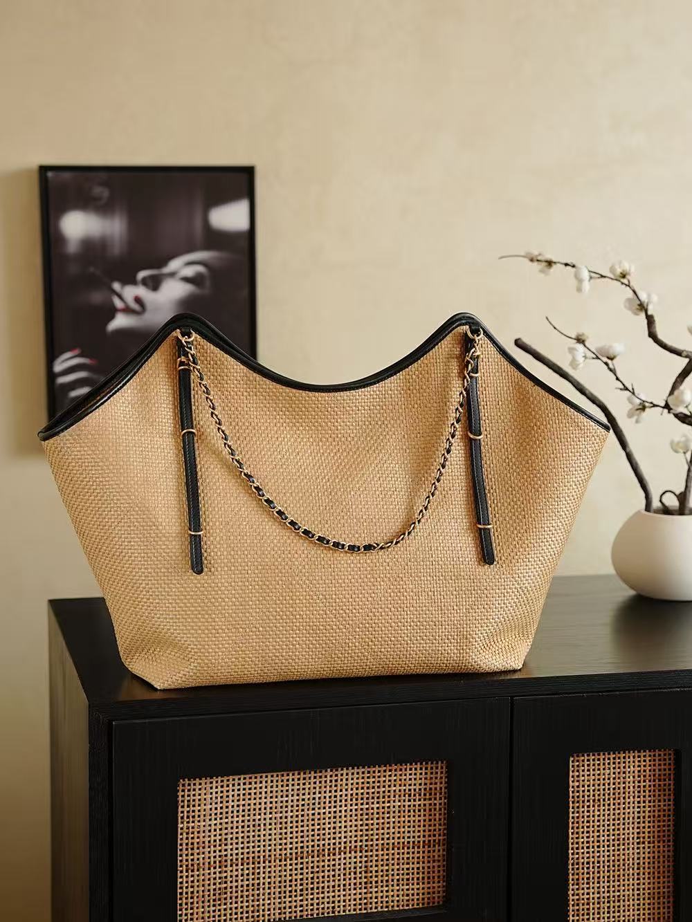 CHANEL MAXI SHOPPING BAG 47 IN BRAIDED RAFFIA GOLD HARDWARE