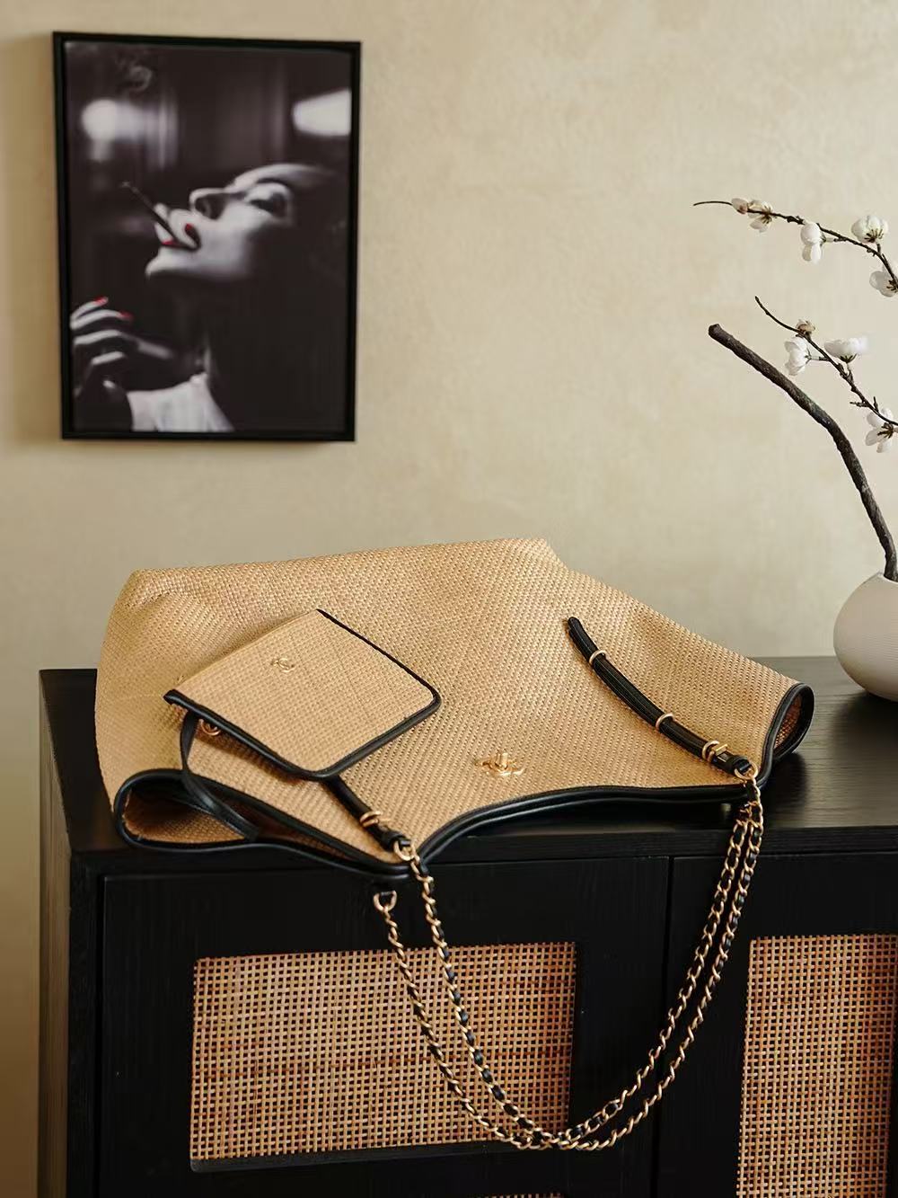 CHANEL MAXI SHOPPING BAG 47 IN BRAIDED RAFFIA GOLD HARDWARE