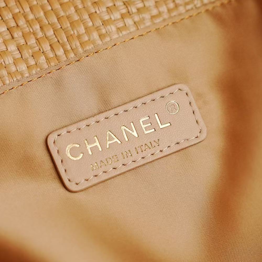 CHANEL MAXI SHOPPING BAG 47 IN BRAIDED RAFFIA GOLD HARDWARE
