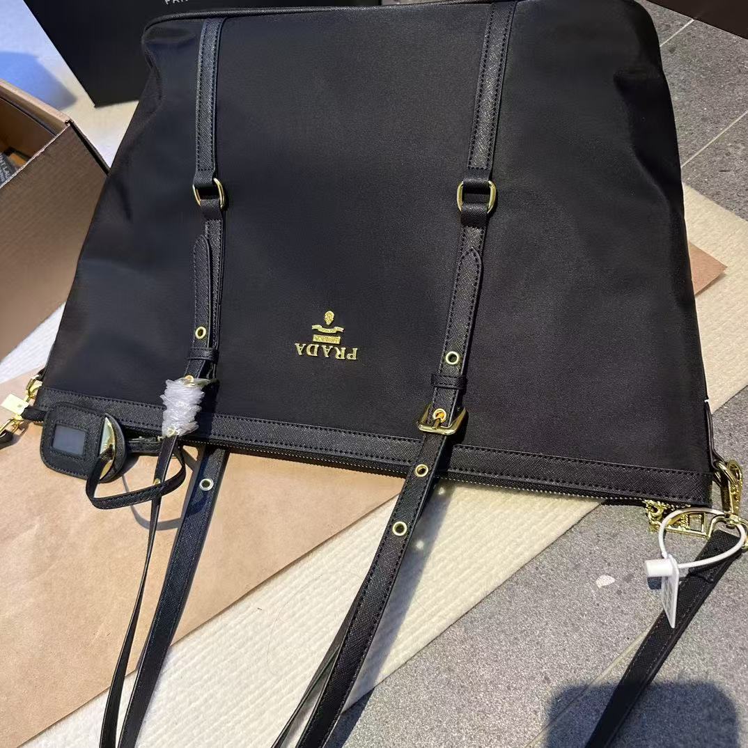 PRADA TESSUTO TOTE BAG RENYLON IN NAVY BLUE