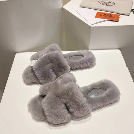 HM ORAN SANDALS IN TOUPE SHEARLING