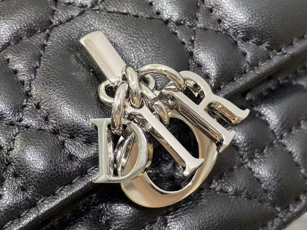 DIOR 26S LADY DIOR BAG 21 IN BLACK CALFSKIN