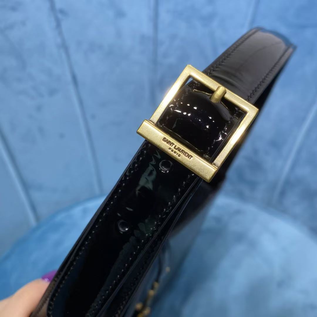 YSL SHOULDER BAG 25 IN BLACK CALFSKIN GOLD HARDWARE