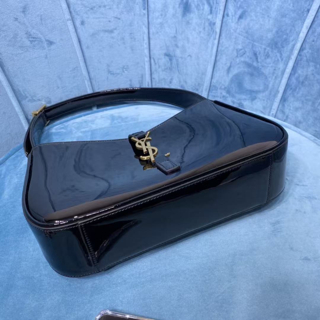 YSL SHOULDER BAG 25 IN BLACK CALFSKIN GOLD HARDWARE