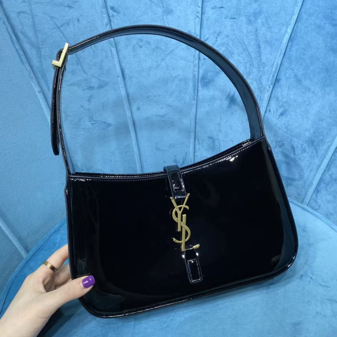 YSL SHOULDER BAG 25 IN BLACK CALFSKIN GOLD HARDWARE