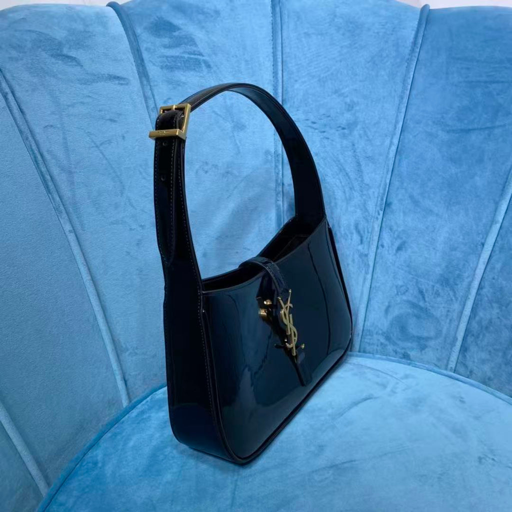 YSL SHOULDER BAG 25 IN BLACK CALFSKIN GOLD HARDWARE