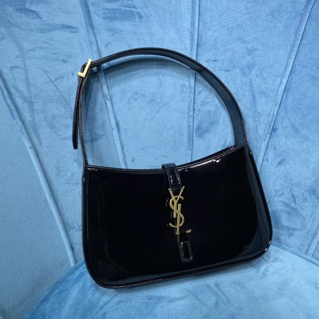 YSL SHOULDER BAG 25 IN BLACK CALFSKIN GOLD HARDWARE