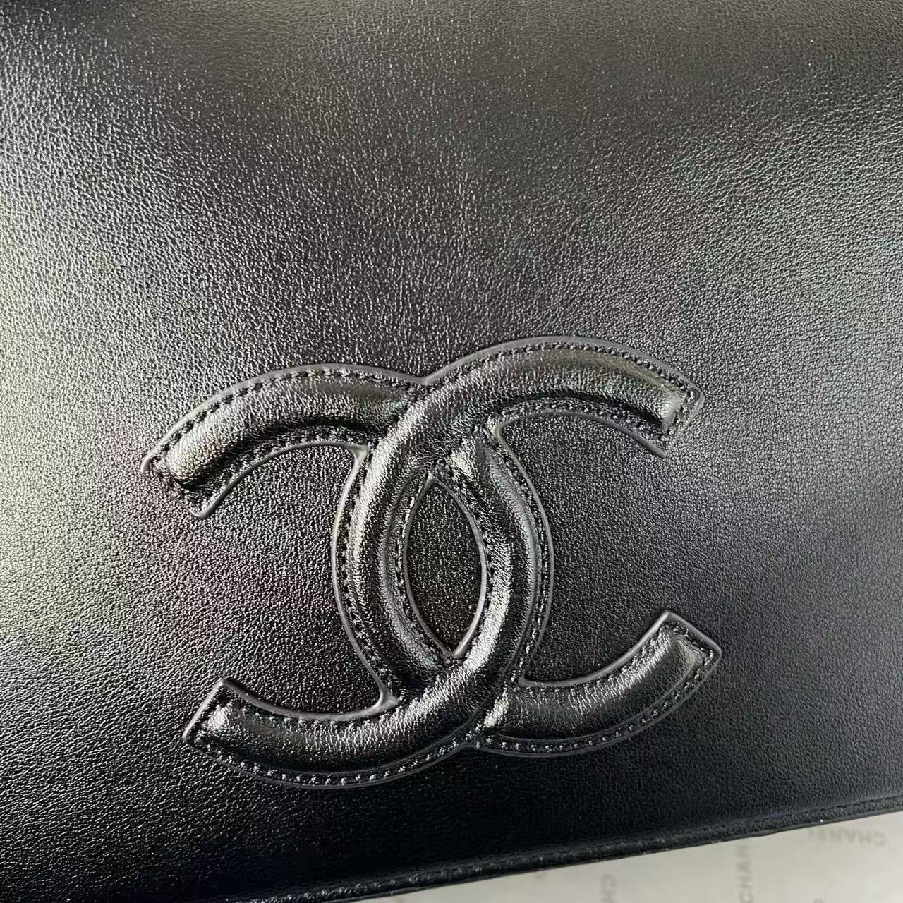CHANEL 26S MESSENGER BAG MATTHIEU BLAZY IN BLACK LAMBSKIN
