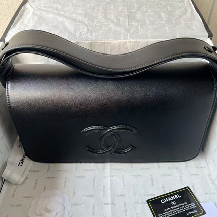 CHANEL 26S MESSENGER BAG MATTHIEU BLAZY IN BLACK LAMBSKIN