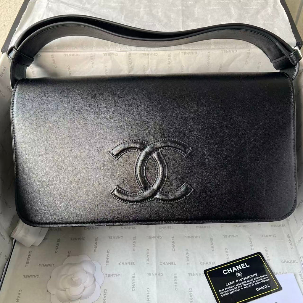 CHANEL 26S MESSENGER BAG MATTHIEU BLAZY IN BLACK LAMBSKIN