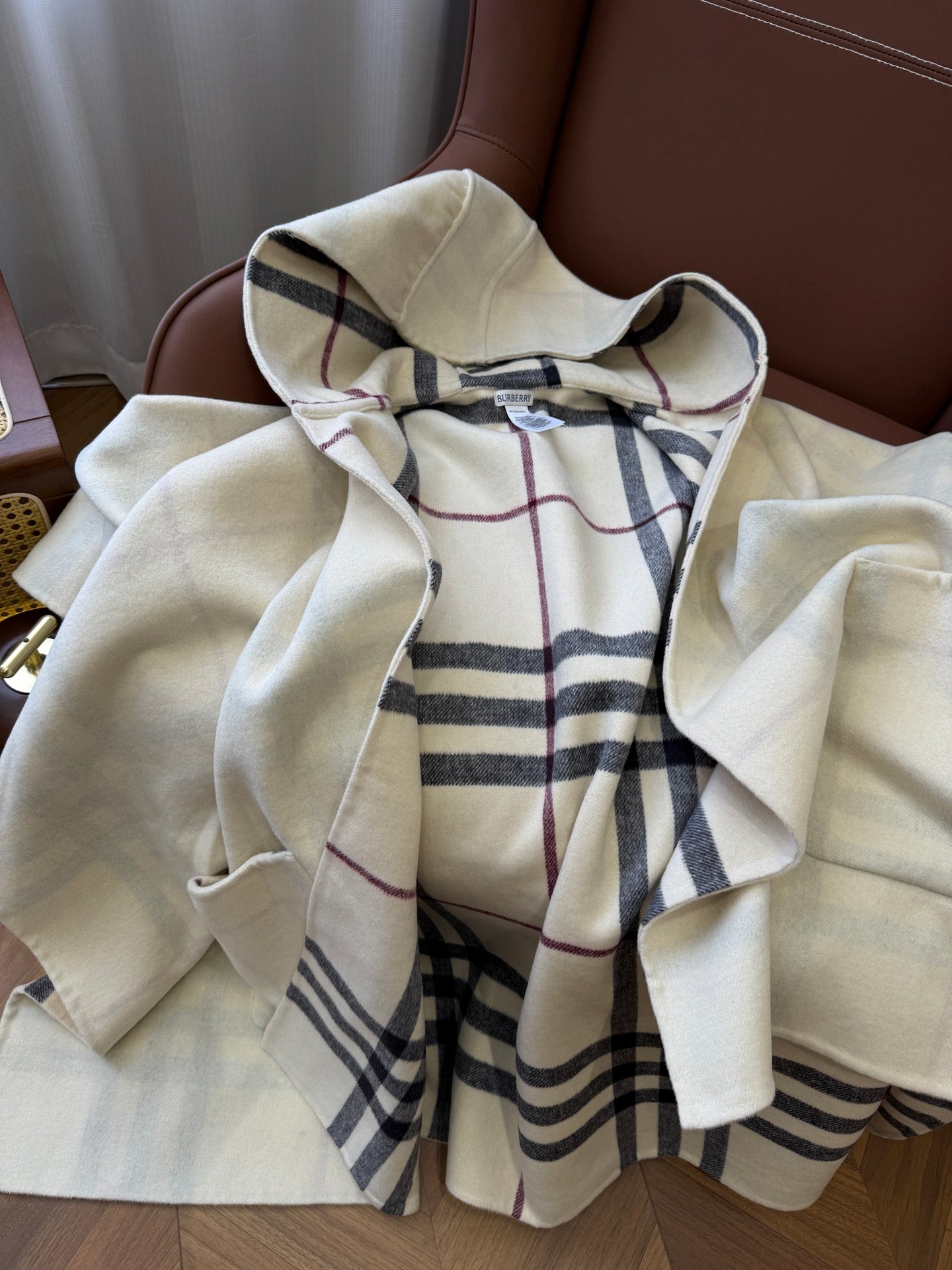 BURBERRY 26S DOUBLE-FACED REVERSIBLE CHECK HOODED CAPE IN BEIGE