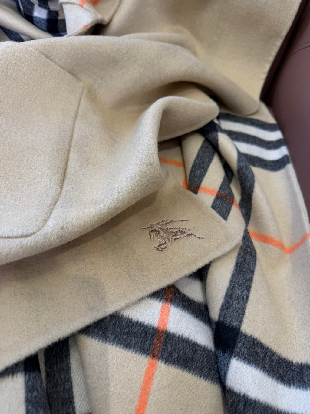 BURBERRY 26S DOUBLE-FACED REVERSIBLE CHECK HOODED CAPE IN BEIGE