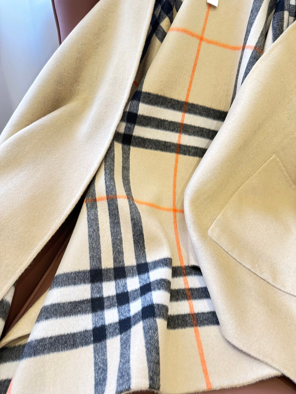 BURBERRY 26S DOUBLE-FACED REVERSIBLE CHECK HOODED CAPE IN BEIGE