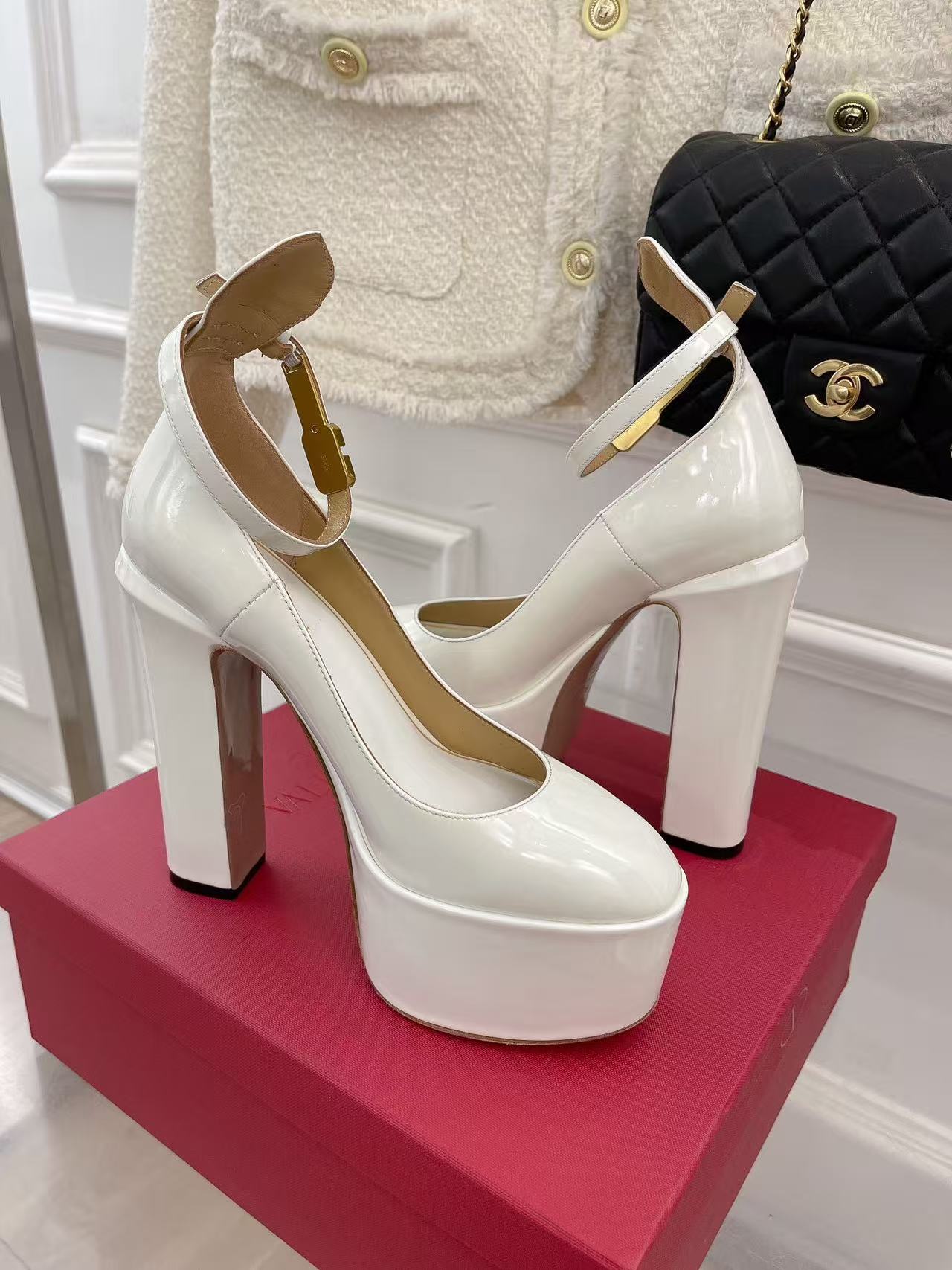 VALENTINO 26S PLATFORM HIGH HEEL IN WHITE CALFSKIN 001