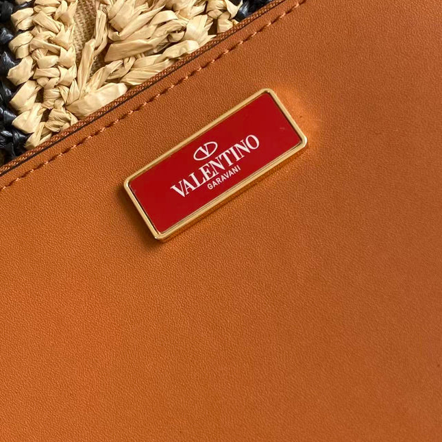 VALENTINO GARAVANI  VLOGO SIGNATURE MEDIUM 35 IN NATURAL AND BLACK RAFFIA