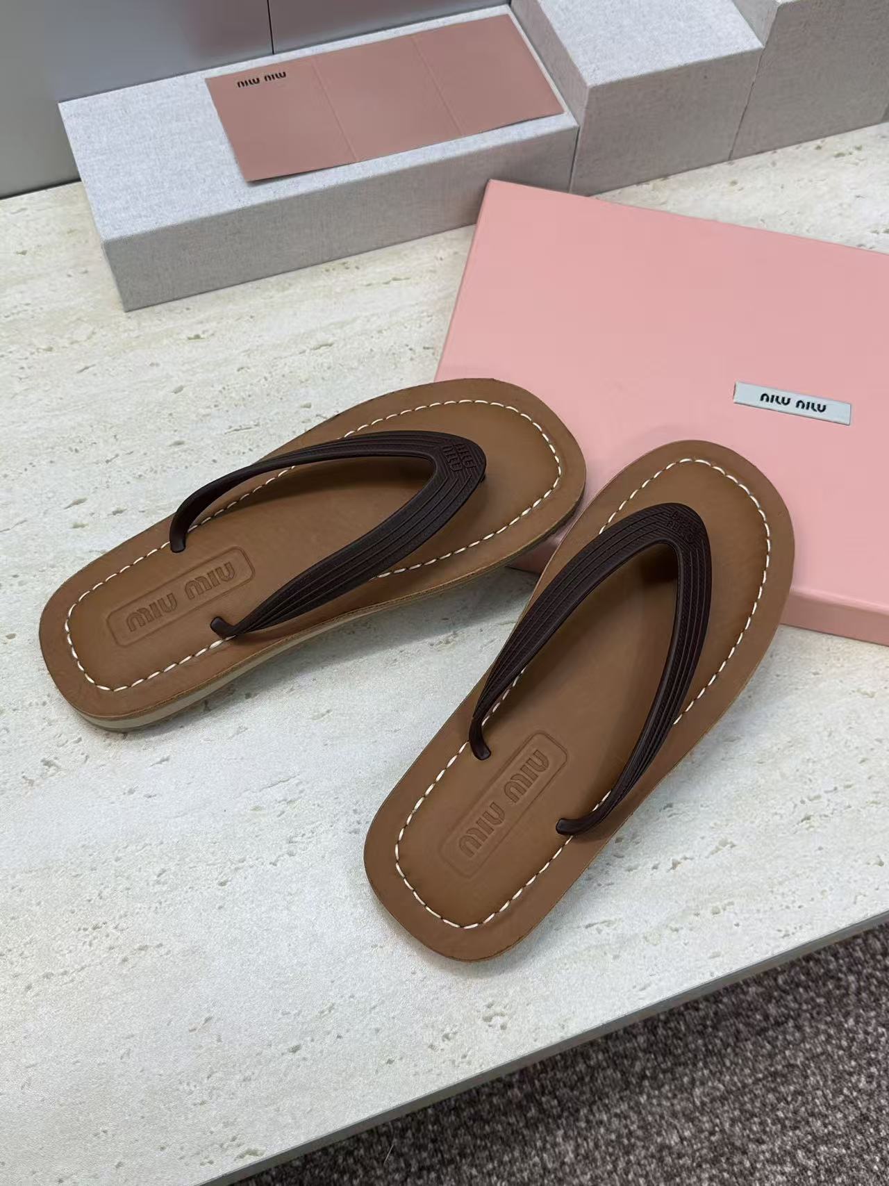 MIUMIU 26S THONG SANDAL IN DARK BROWN