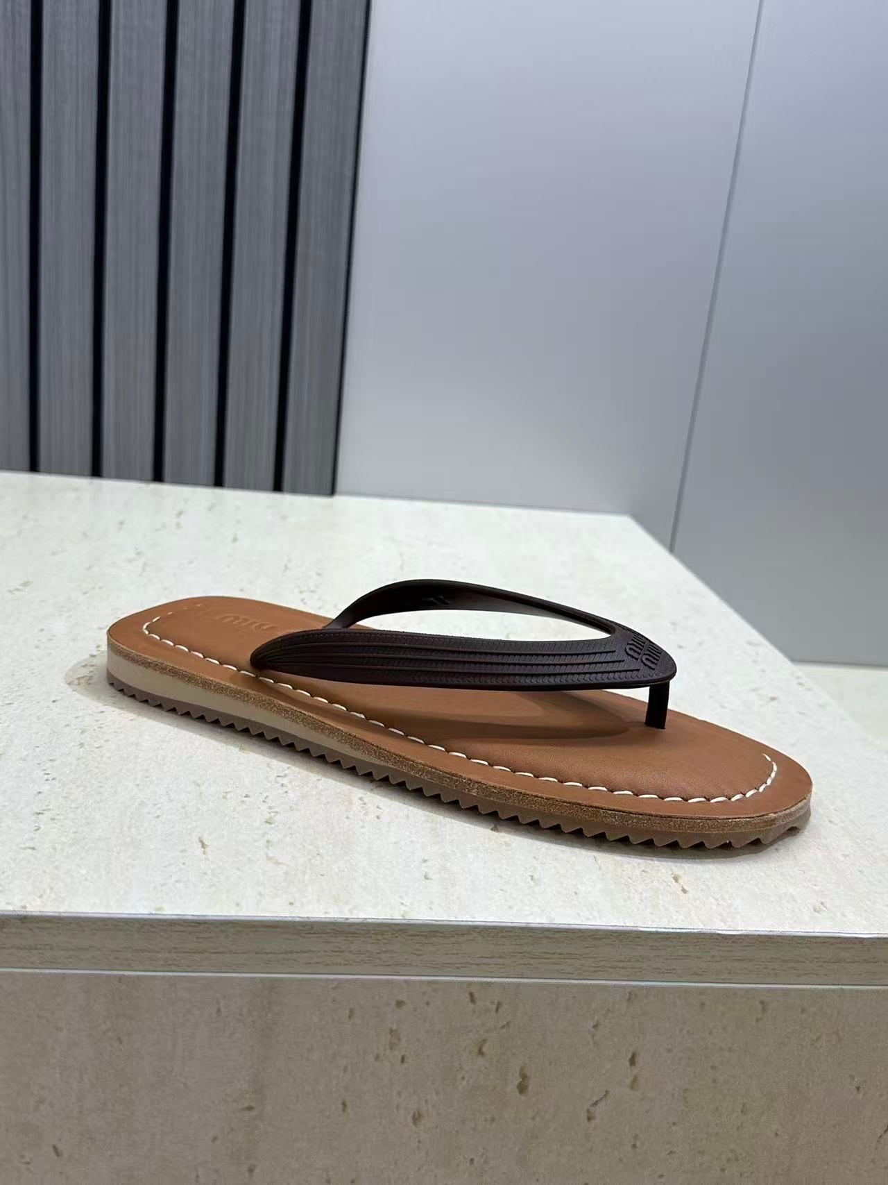 MIUMIU 26S THONG SANDAL IN DARK BROWN
