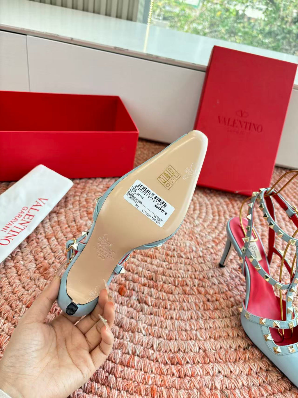 VALENTINO 26S OCKSTUD HEELS IN MINT GREEN CALFSKIN