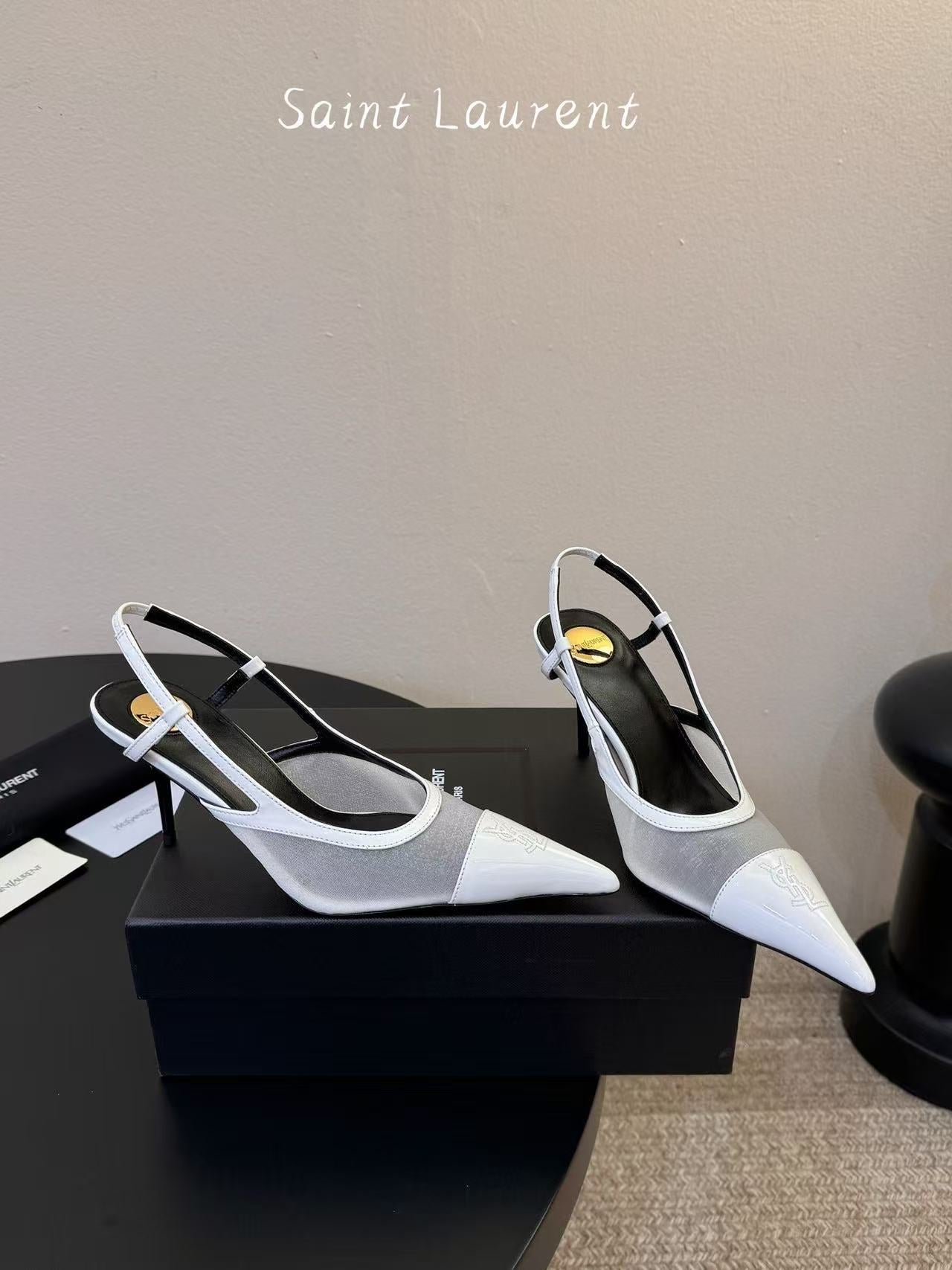 YSL 26S SLINGBACK POINTED HEEL 70 MM IN WHITE CAFLSKIN AND FABRIC