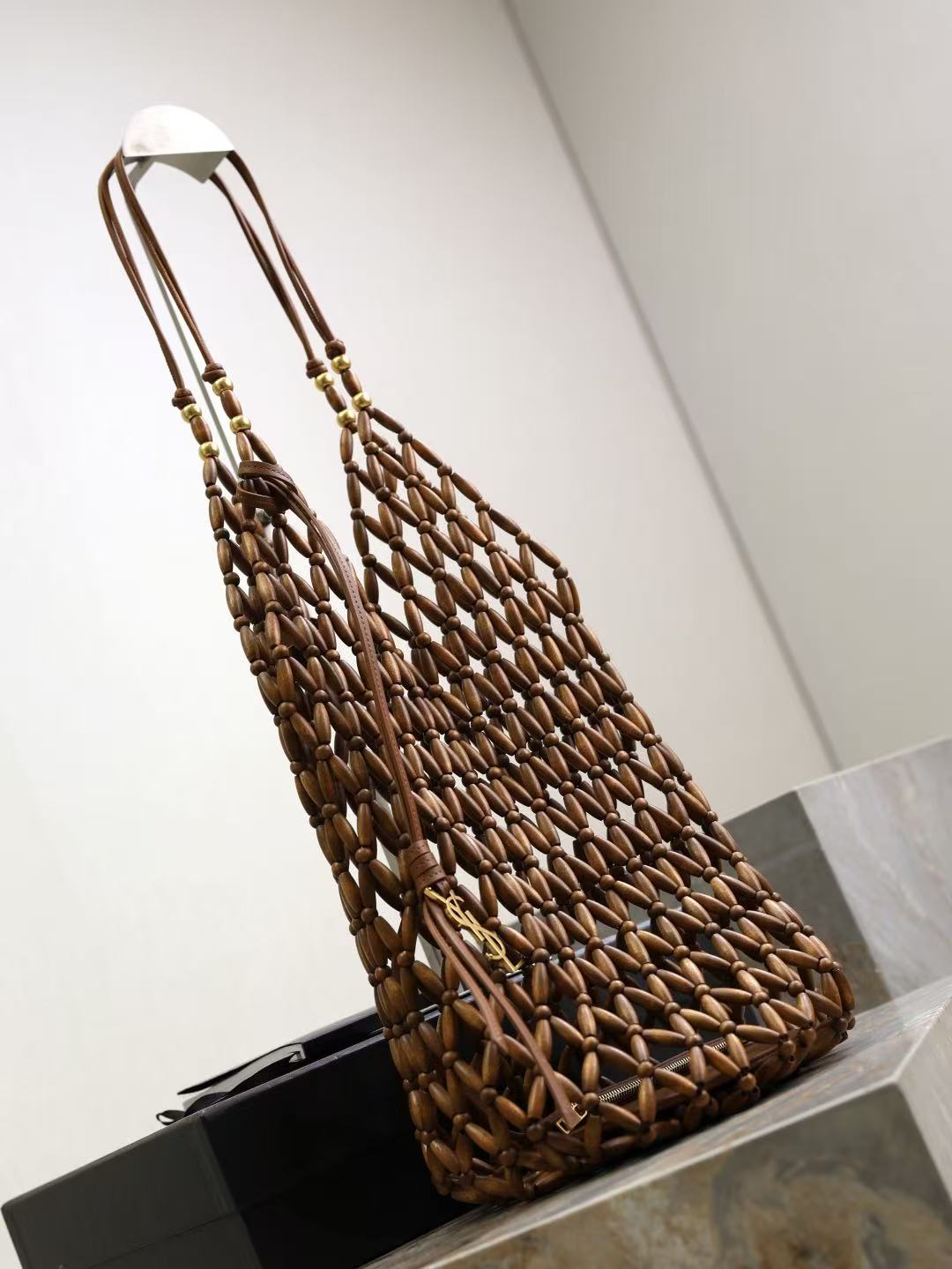 YSL 26S SUPPLE BUCKET IN WOOL BEADS