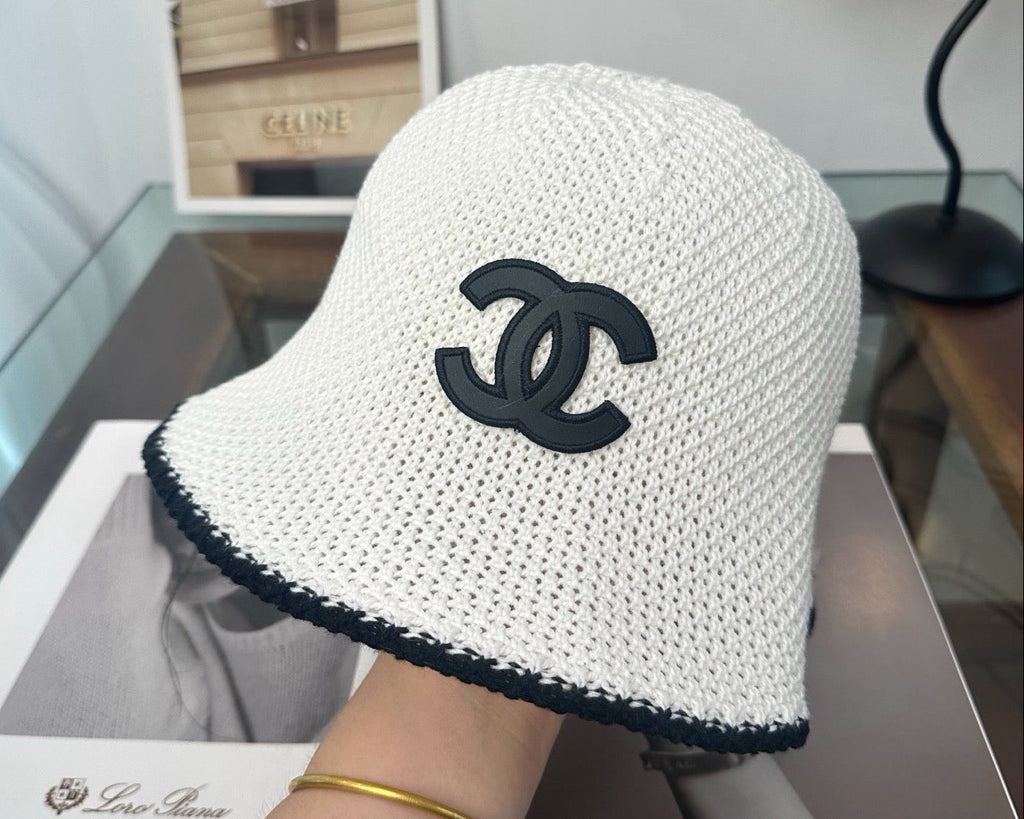 KNITTED BUCKET HAT IVORY 16526