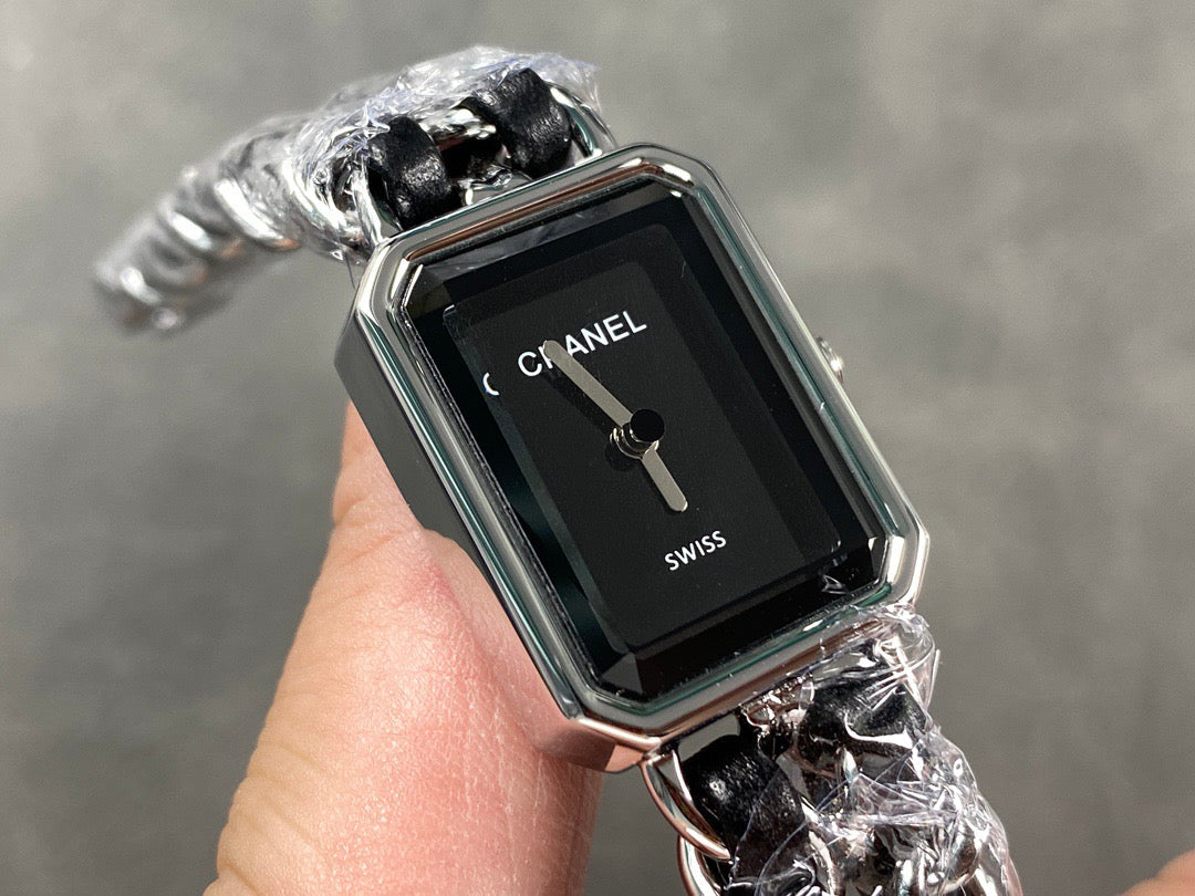CHANEL PREMIERE H0451 ICONIC CHAIN WATCH STEEL AND CALFSKIN