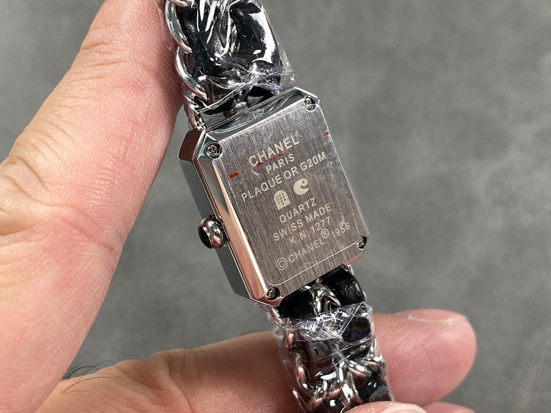 CHANEL PREMIERE H0451 ICONIC CHAIN WATCH STEEL AND CALFSKIN