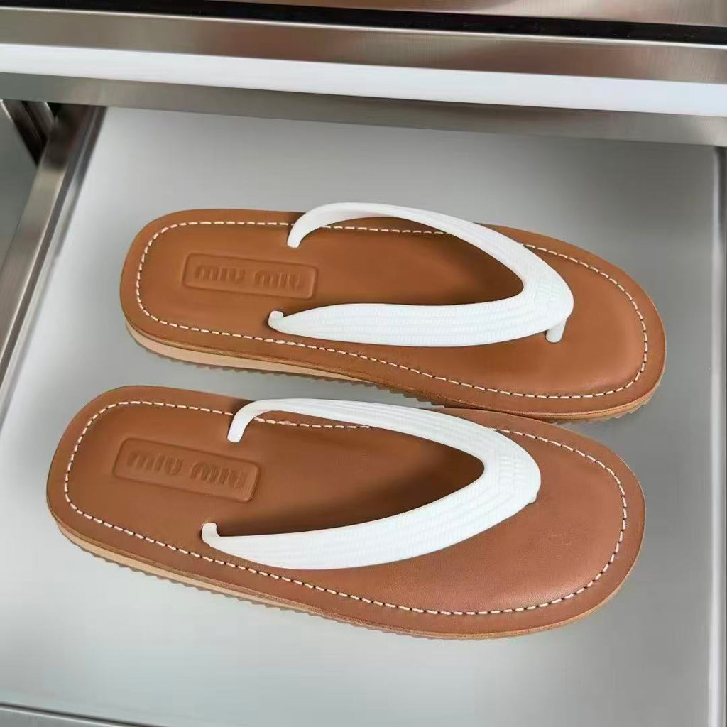 MIUMIU 26S THONG SANDAL IN DARK BROWN AND WHITE 18526