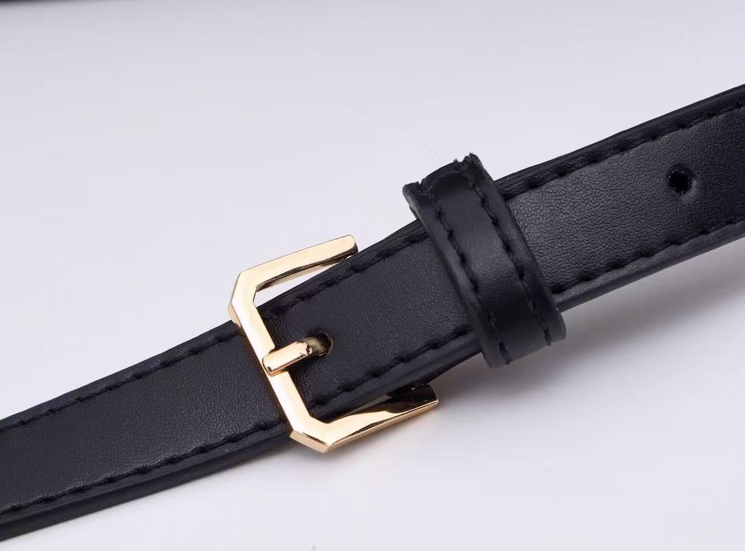 BURBERRY MEDIUM FLAP BAG IN BLACK SMOOTH CALFSKIN