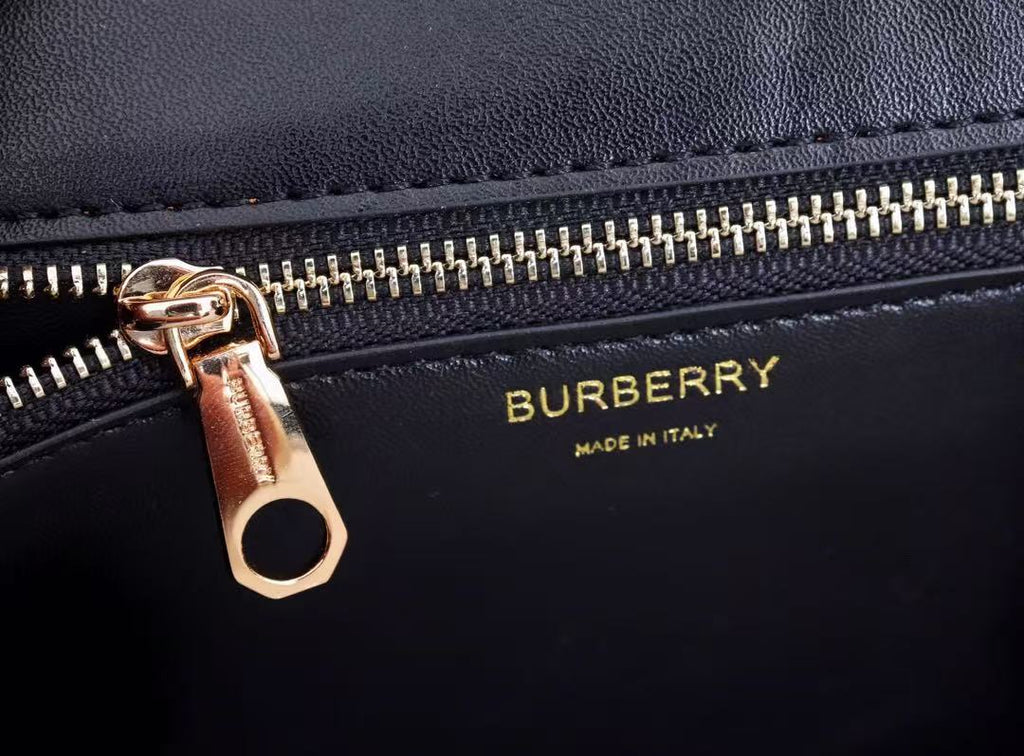 BURBERRY MEDIUM FLAP BAG IN BLACK SMOOTH CALFSKIN