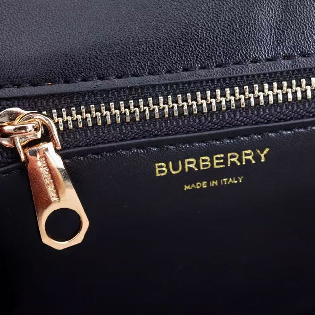 BURBERRY MEDIUM FLAP BAG IN BLACK SMOOTH CALFSKIN