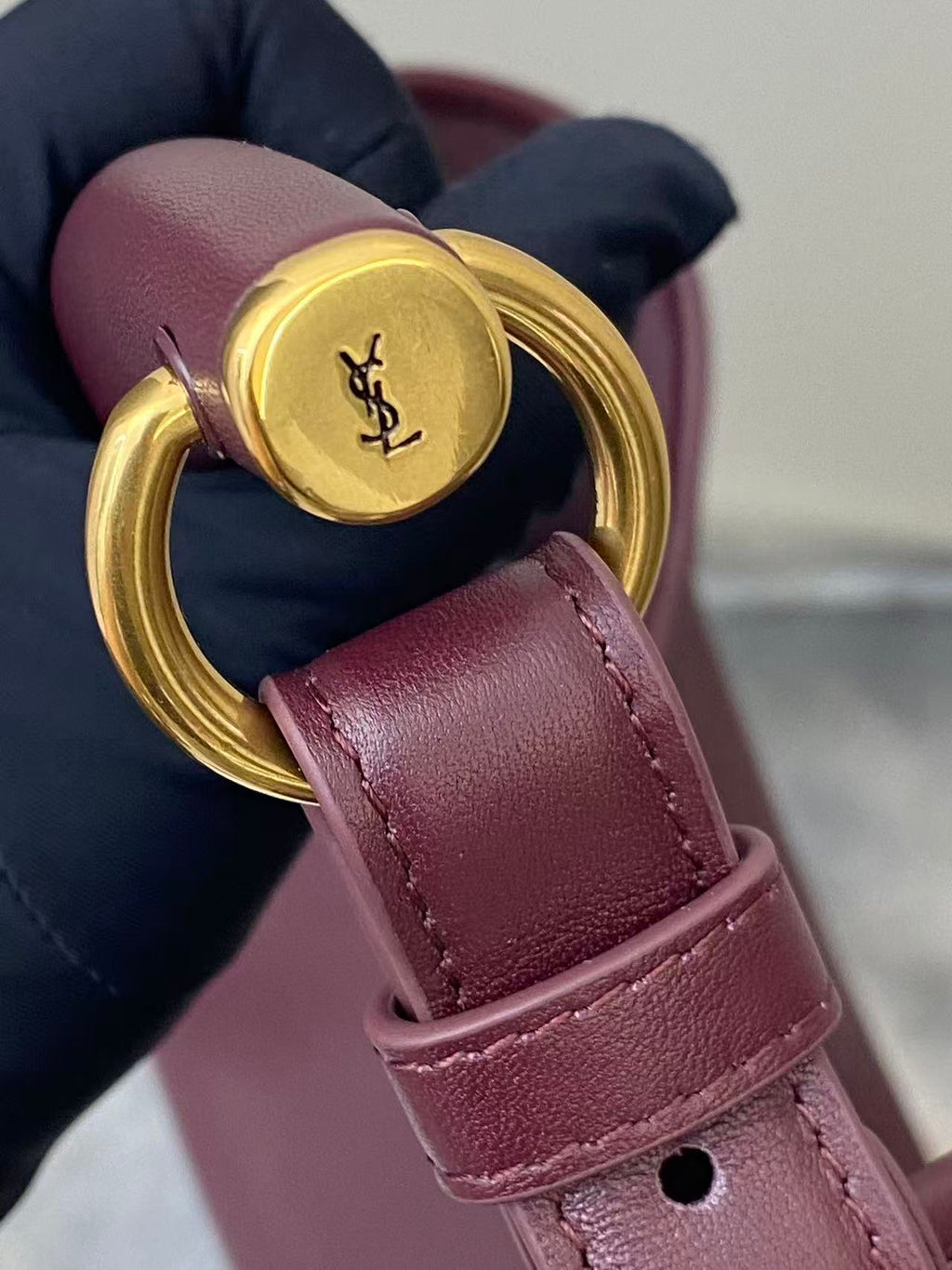 YSL 26S MOMBASA HOBO BAG MEDIUM IN BURGUNDY CALFSKIN