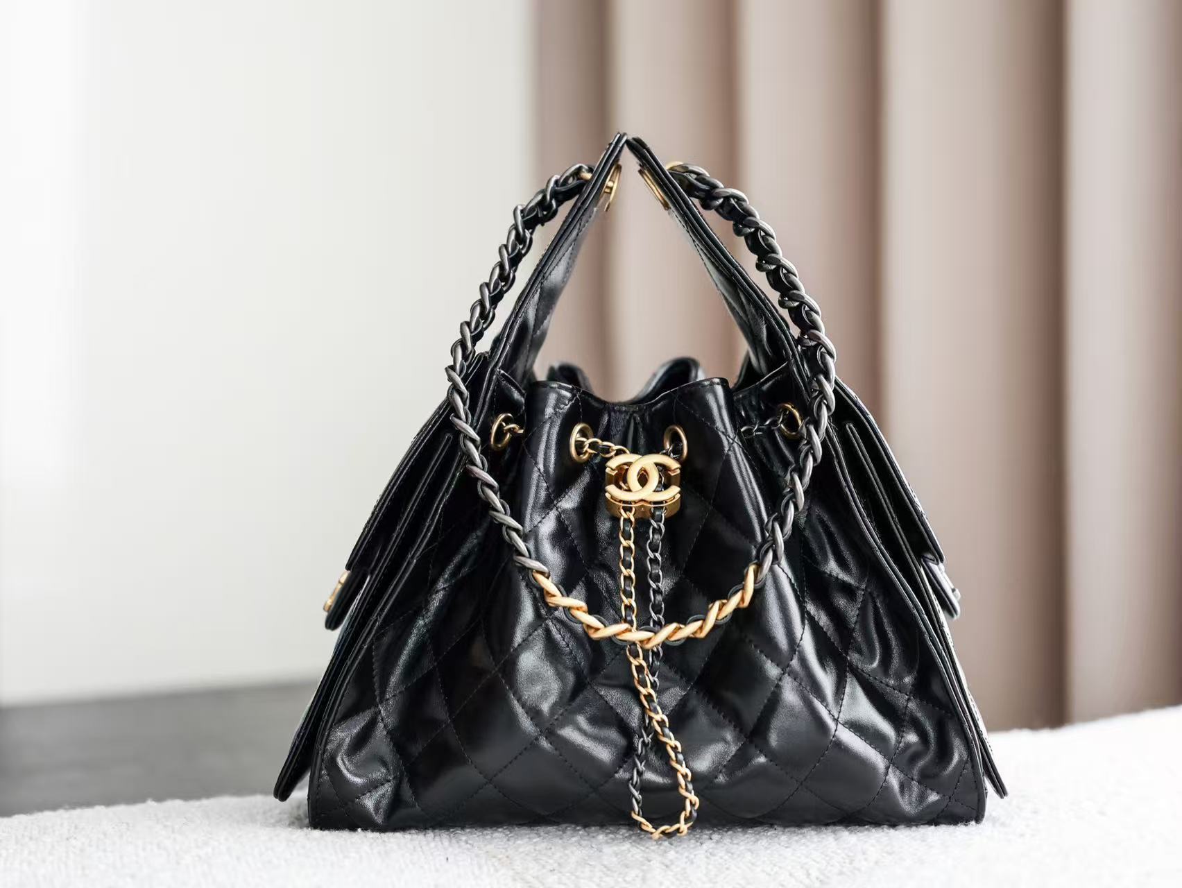 CHANEL 26S HOBO BAG 30 IN BLACK CALFSKIN GOLD HARDWARE 22526