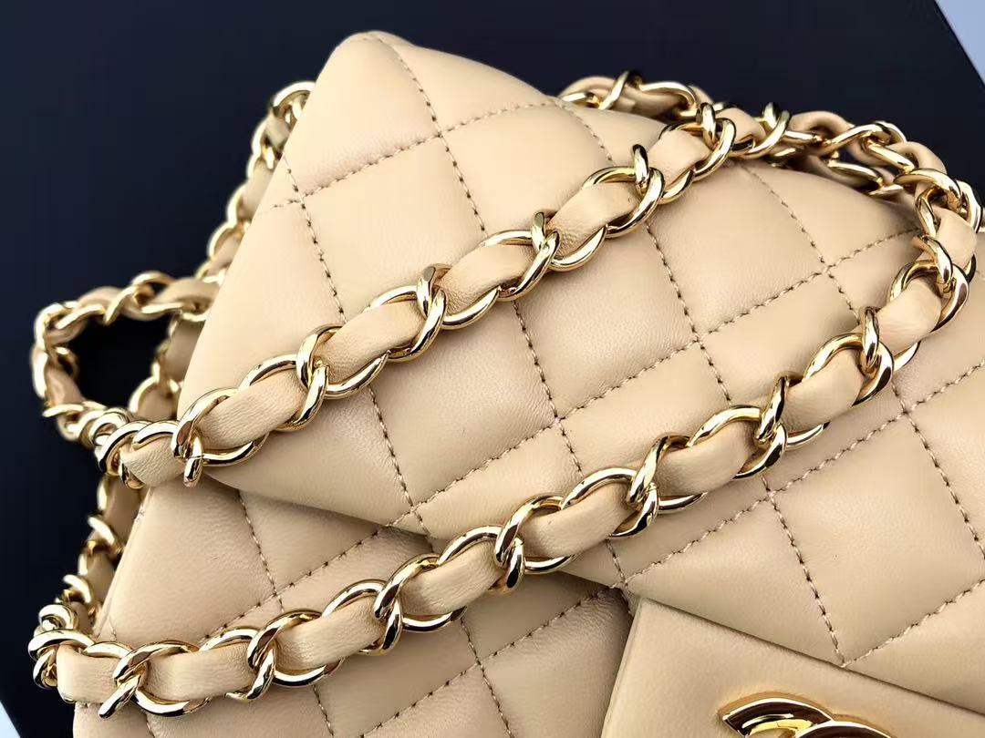 CHANEL 25S FLAP BAG 20 CM IN BEIGE LAMBSKIN GOLD HARDWARE 23526