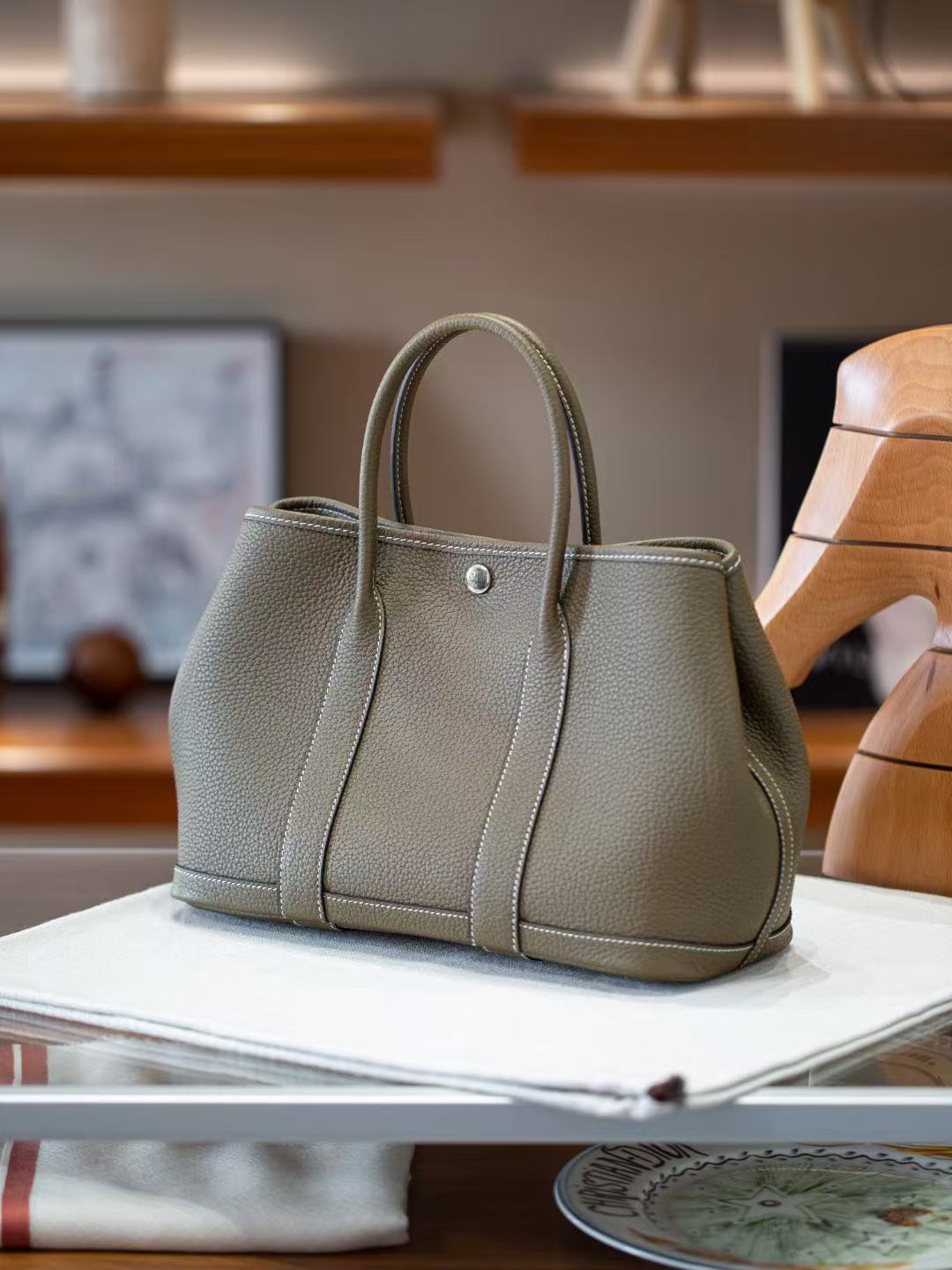 HM 26S GARDEN PARTY 30 CM IN TAUPE BROWN TOGO