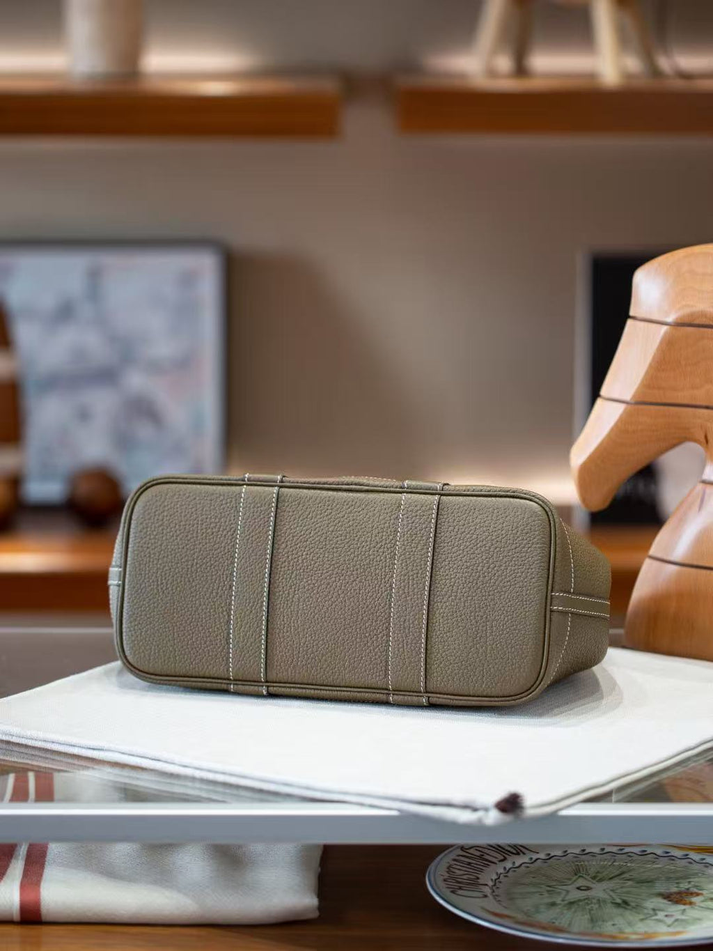 HM 26S GARDEN PARTY 30 CM IN TAUPE BROWN TOGO