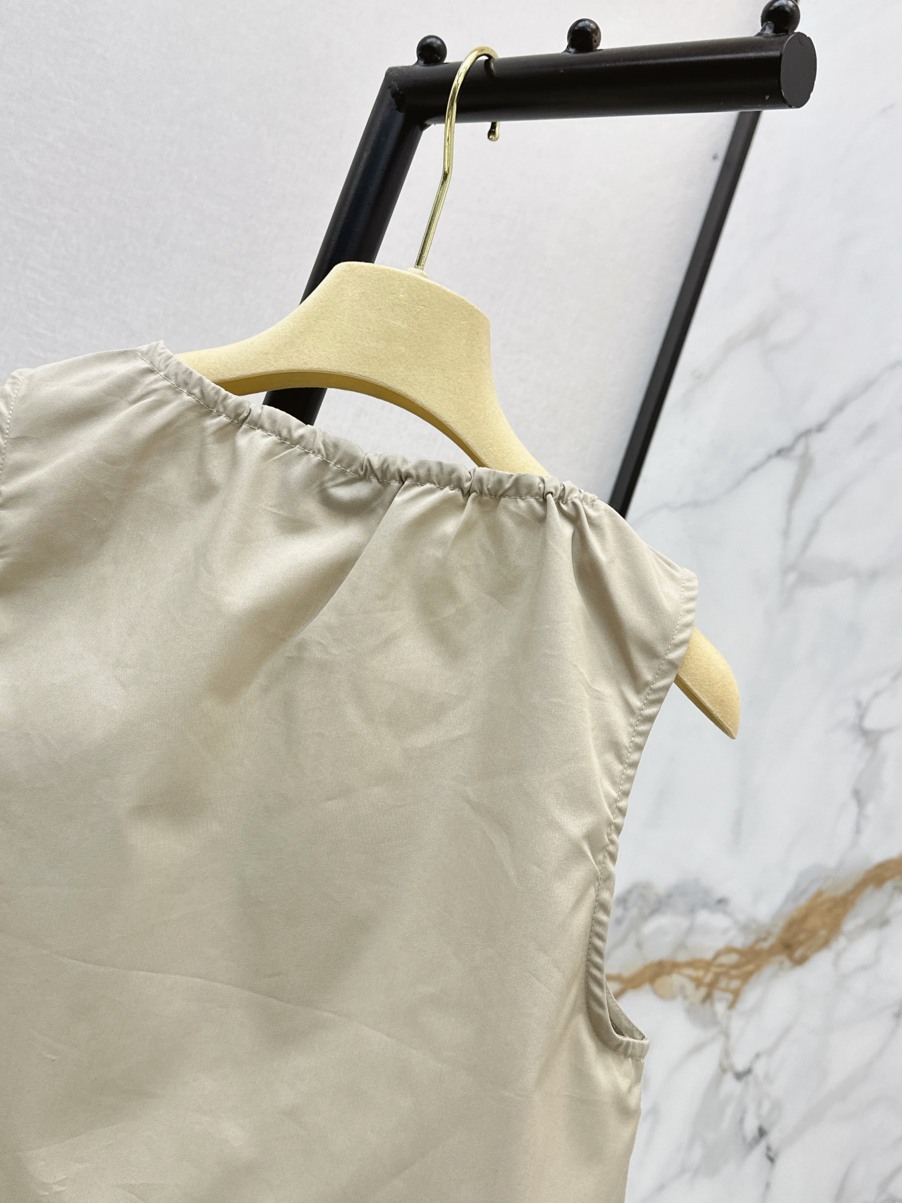 MIU MIU 26S CROP TOP PANAMA IN BEIGE COTTON  POPLIN