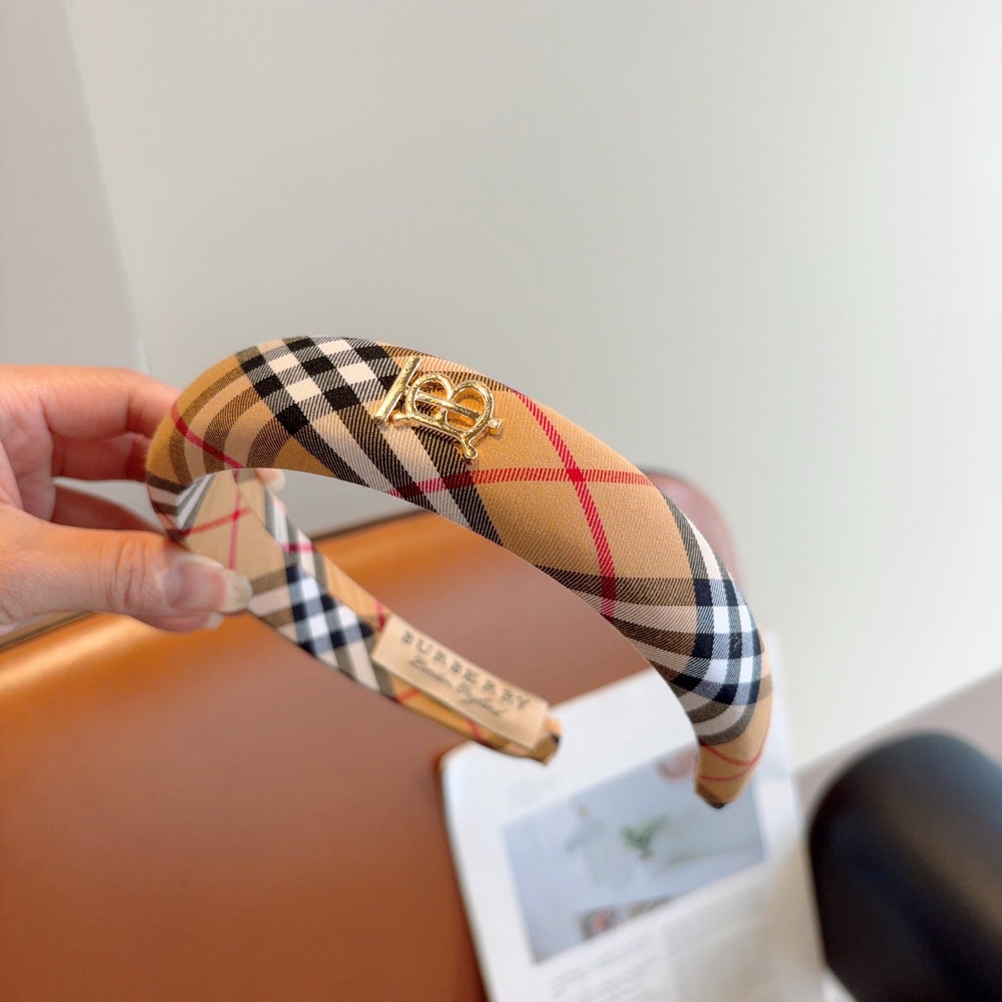 BBR HAIRBAND IN BEIGE FABRIC 26526