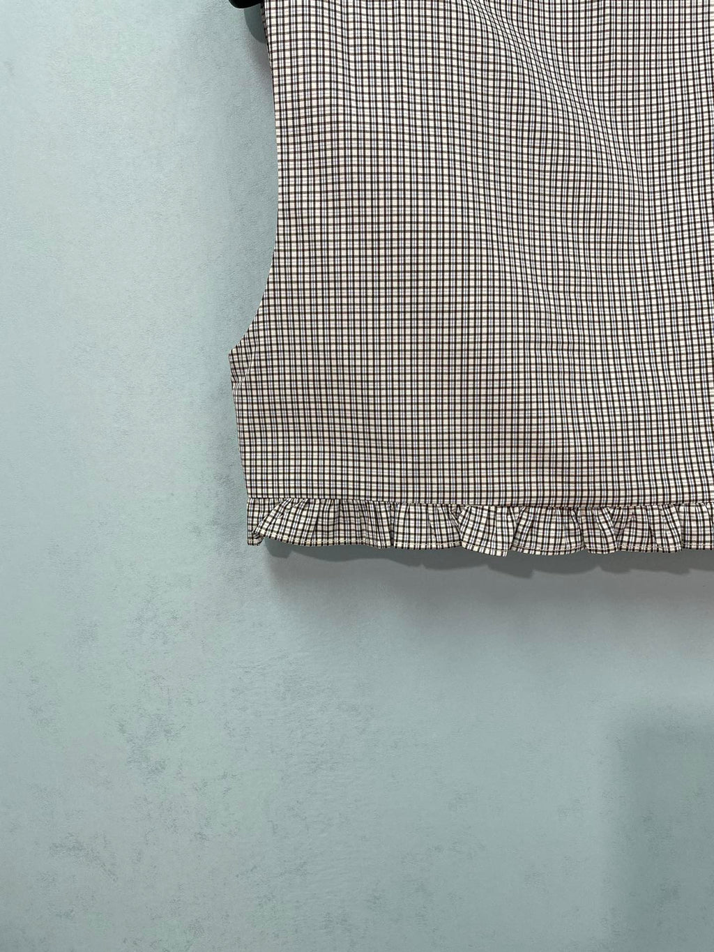 MIU MIU 26S CROPPED TANK TOP IN BEIGE GINGHAM COTTON