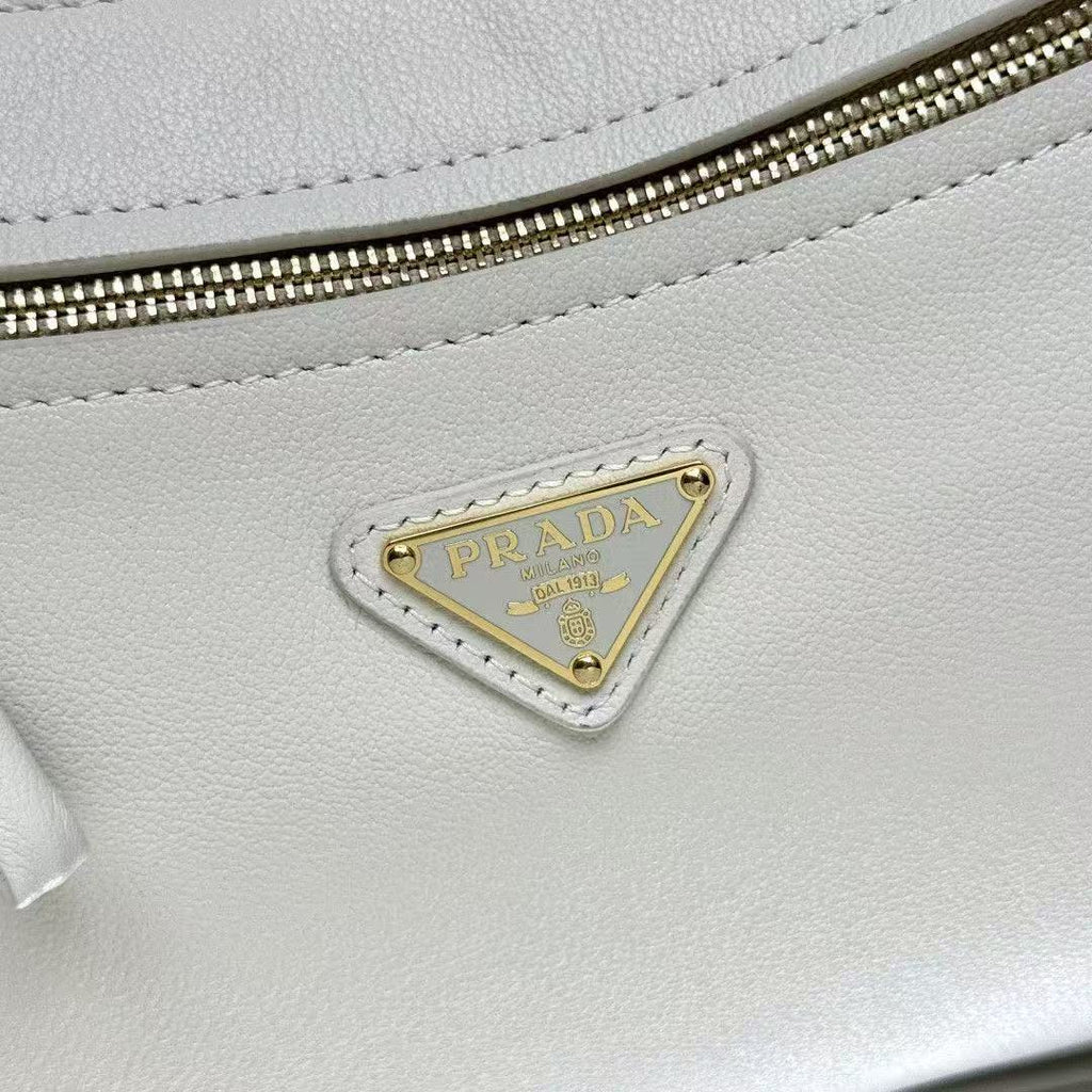 PRADA 26S HOBO BAG IN CREAM WHITE CALFSKIN LEATHER 31526