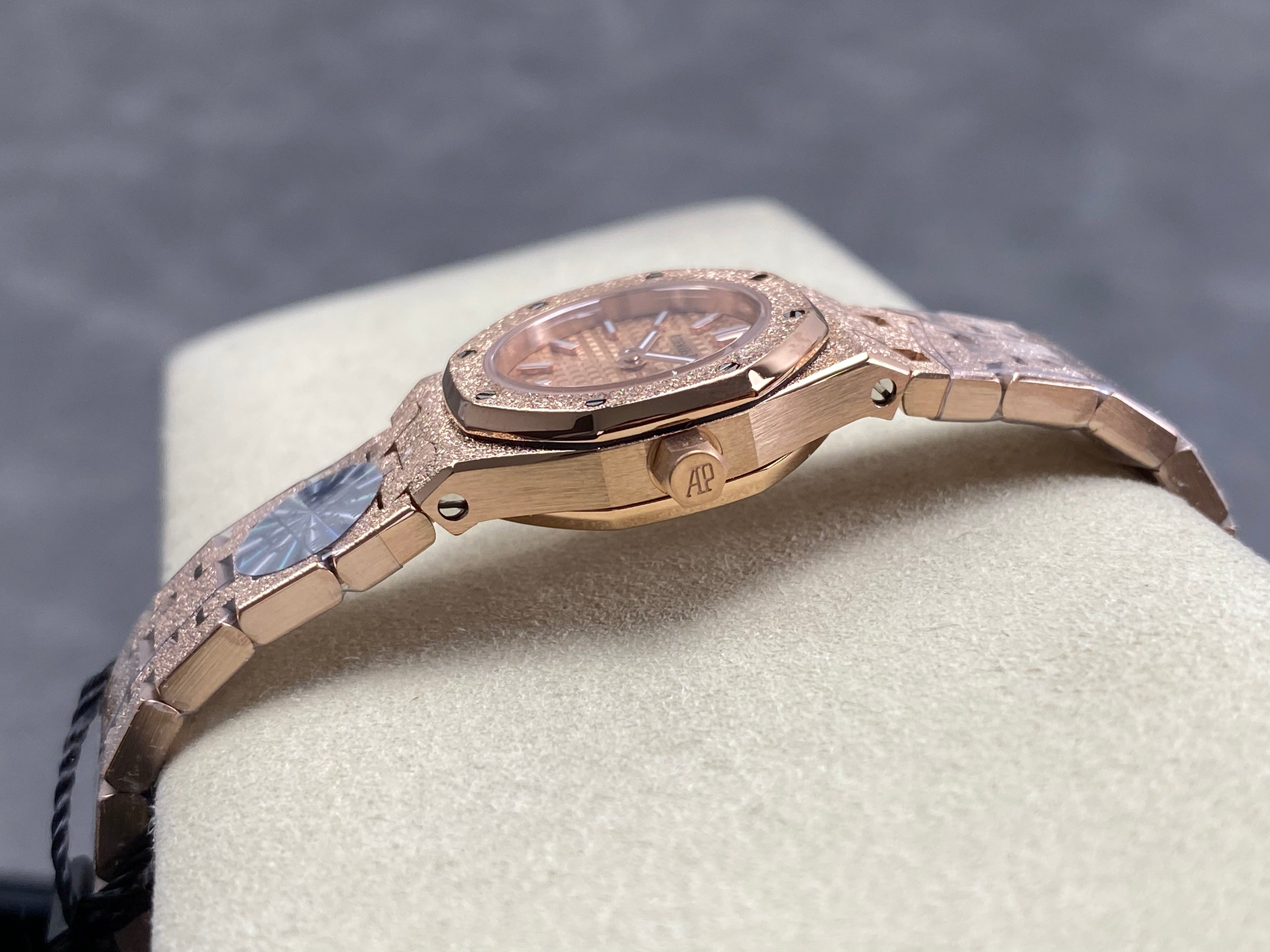 AUDEMARS PIGUET 26S ROYAL OAK MINI WATCH IN ROSE GOLD STAINLESS STEEL
