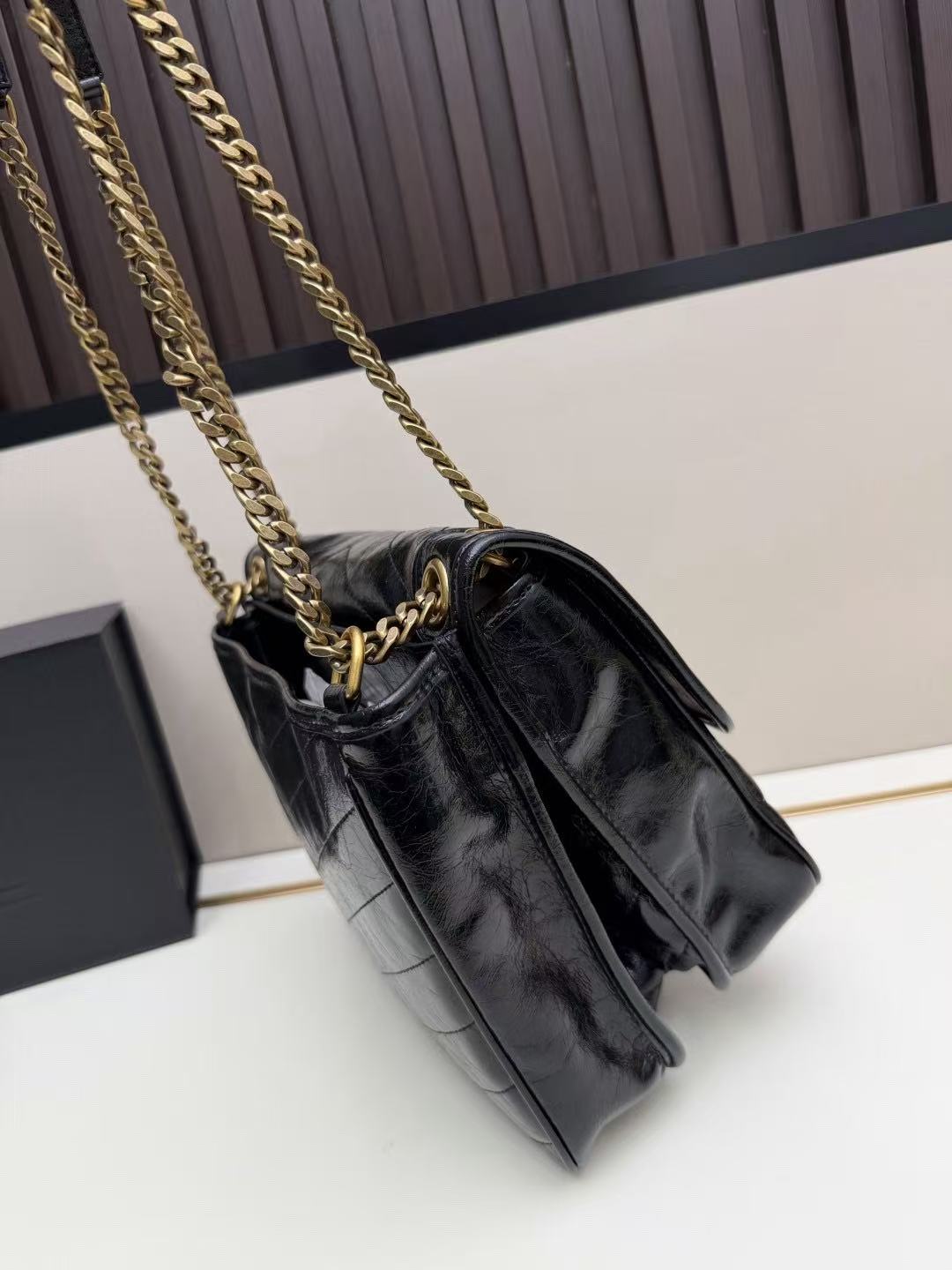 YSL 26S NIKI MEDIUM IN BLACK VINTAGE LEATHER