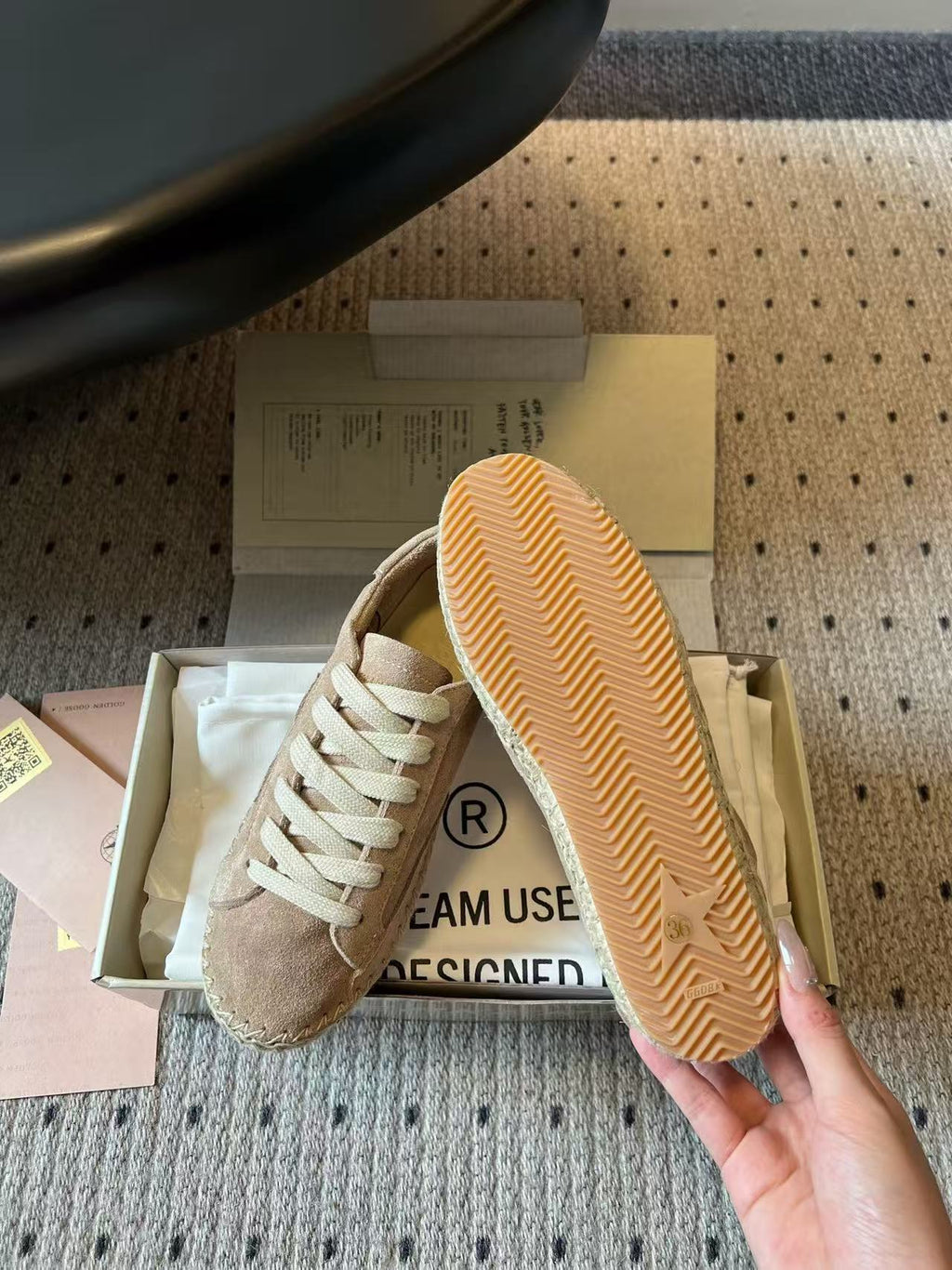 GOLDEN GOOSE 26S VINTAGE SNEAKER IN CREAM BEIGE SUEDE