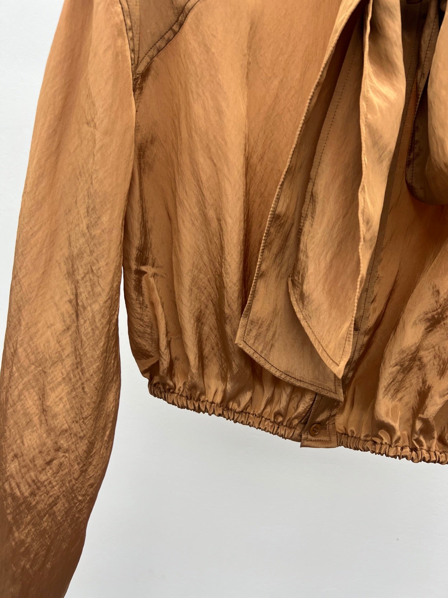 YSL 26S BOW TIE CROPPED BLOUSE IN CARAMEL SILK