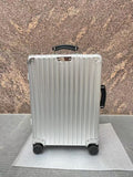 RIMOWA SUITCASE IN SILVER 08626
