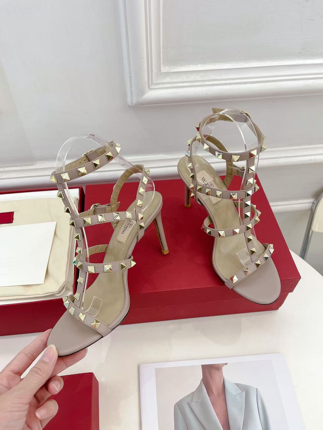 VALENTINO 26S ROCKSTUD CAGED SANDALS IN POWDER PINK CALFSKIN LEATHER