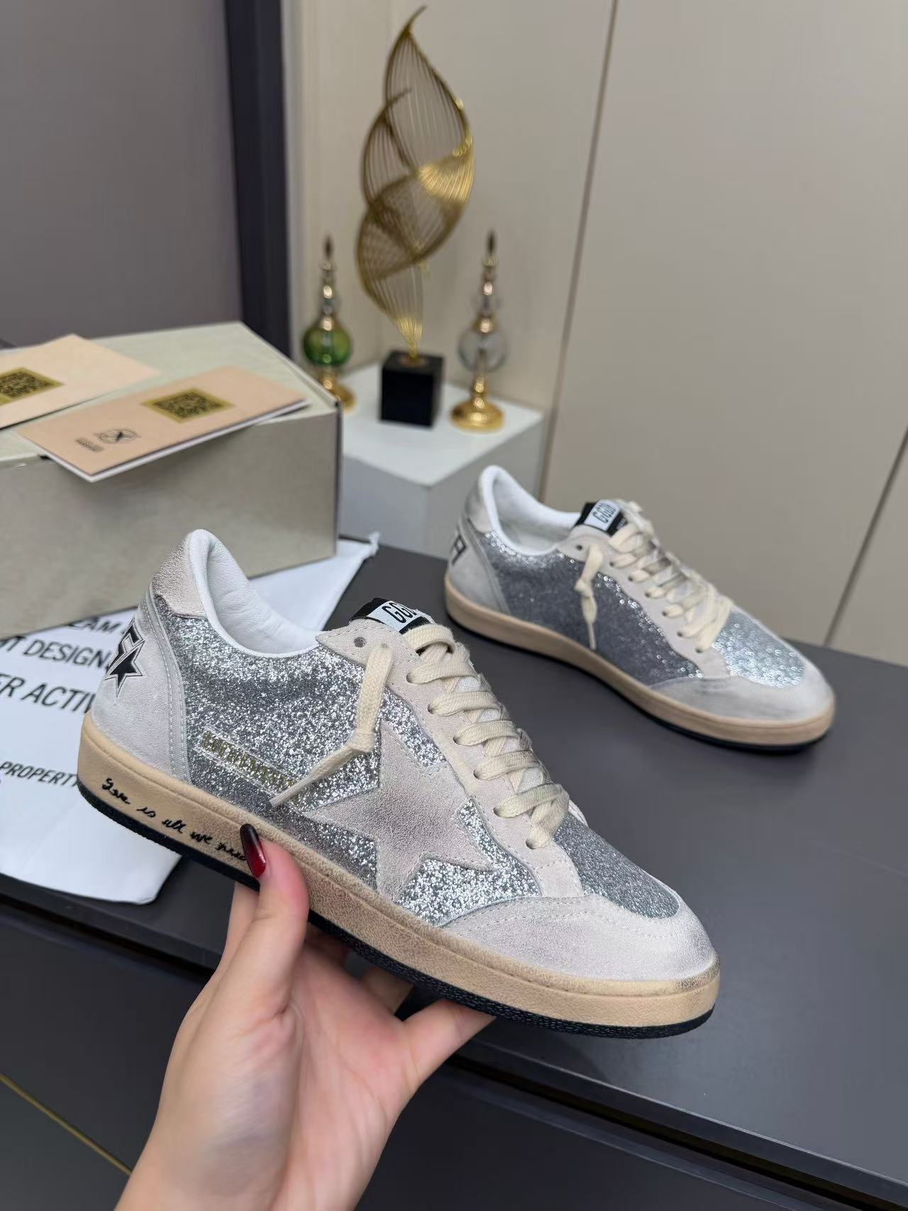 GOLDEN GOOSE 2026 SUPERSTAR GLITTER STAR SNEAKER IN SILVER