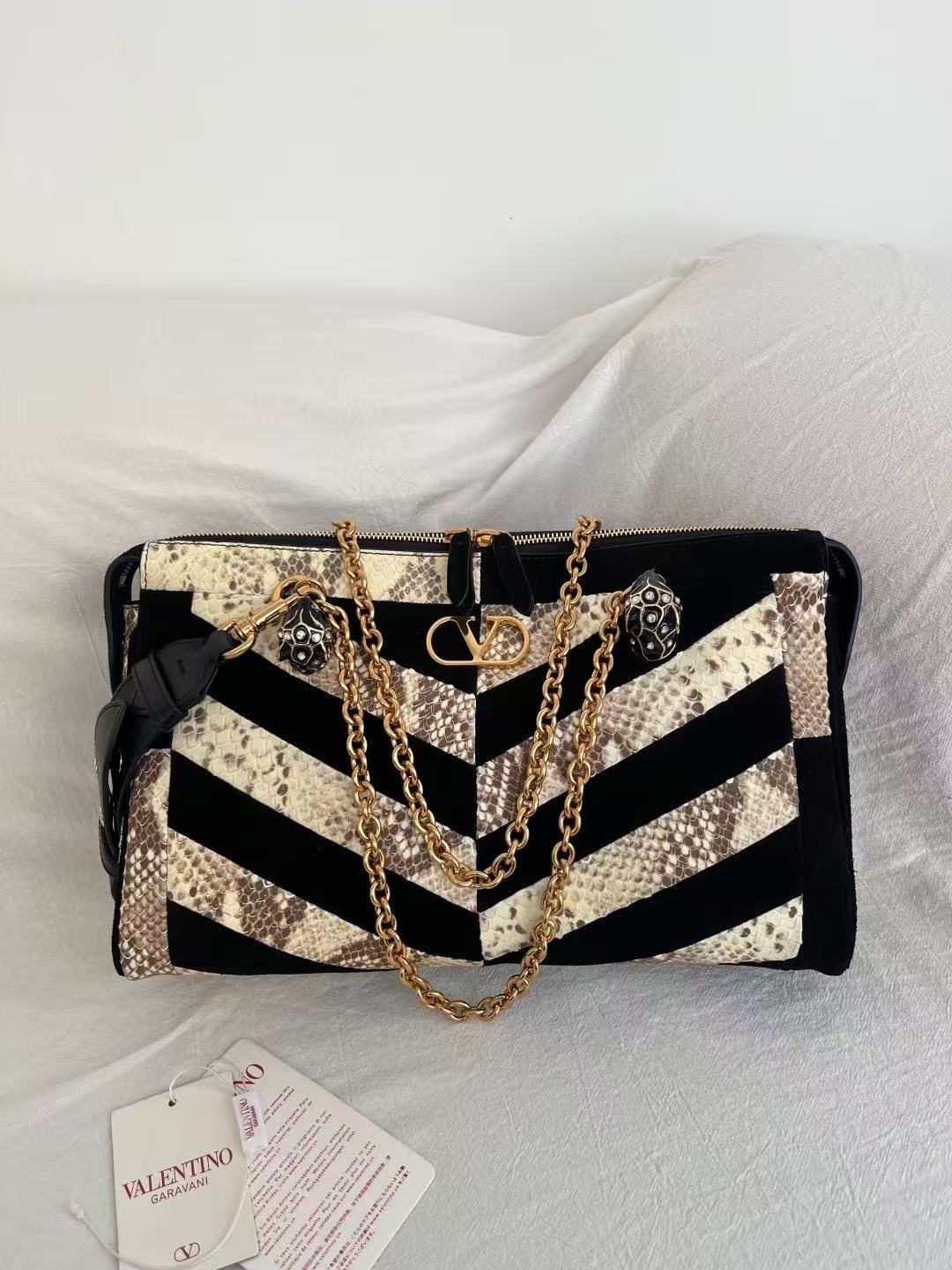 VALENTINO 26S SHOULDER BAG IN BLACK & NATURAL PYTHON LEATHER